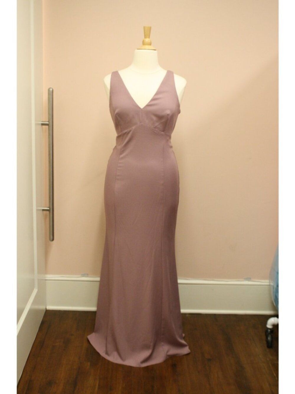 Amsale Long Formal Crepe Evening Gown With Dramatic Back Mauve